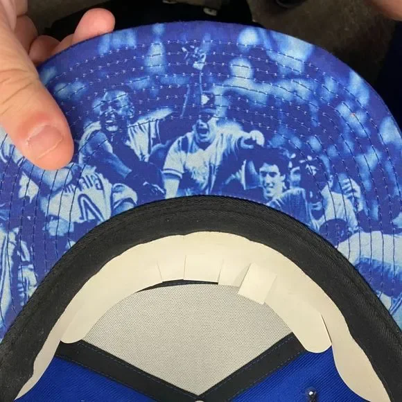 RARE EXCLUSIVE BLUE JAY 38/100 1992 NWT TORONTO BLUE JAYS 5’s WORLD SERIES CAP - Picture 11 of 14